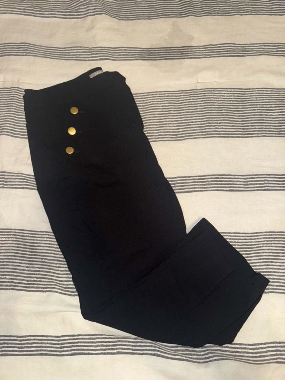 High-Waist Capri Black Pants with Gold Button Detail